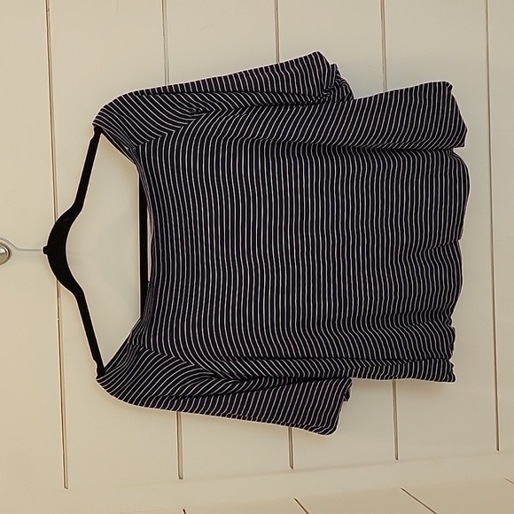 GAP medium off shoulder blue and white stripe shirt - Picture 1 of 4